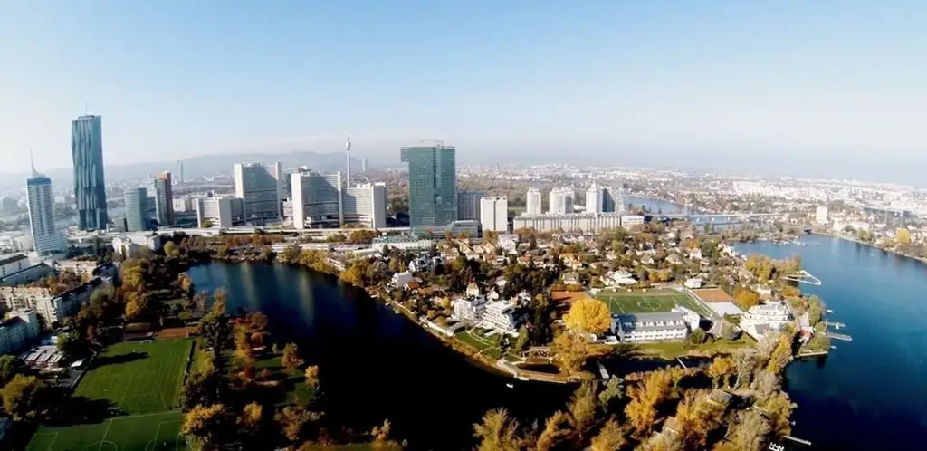 NÄHE U1 UND UNO CITY – ERSTBEZUG – NÄHE ALTE DONAU  UND KAISERWASSER – PENTHOUSE