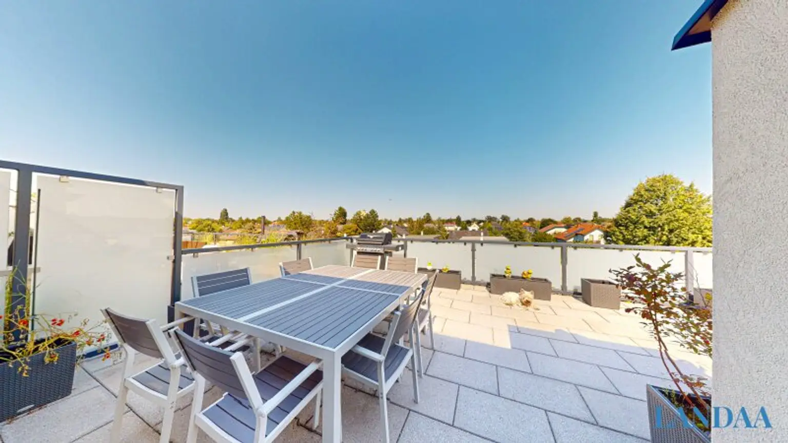 Ihre neue Traumwohnung mit großzügiger Dachterrasse plus 2 Autoplätze