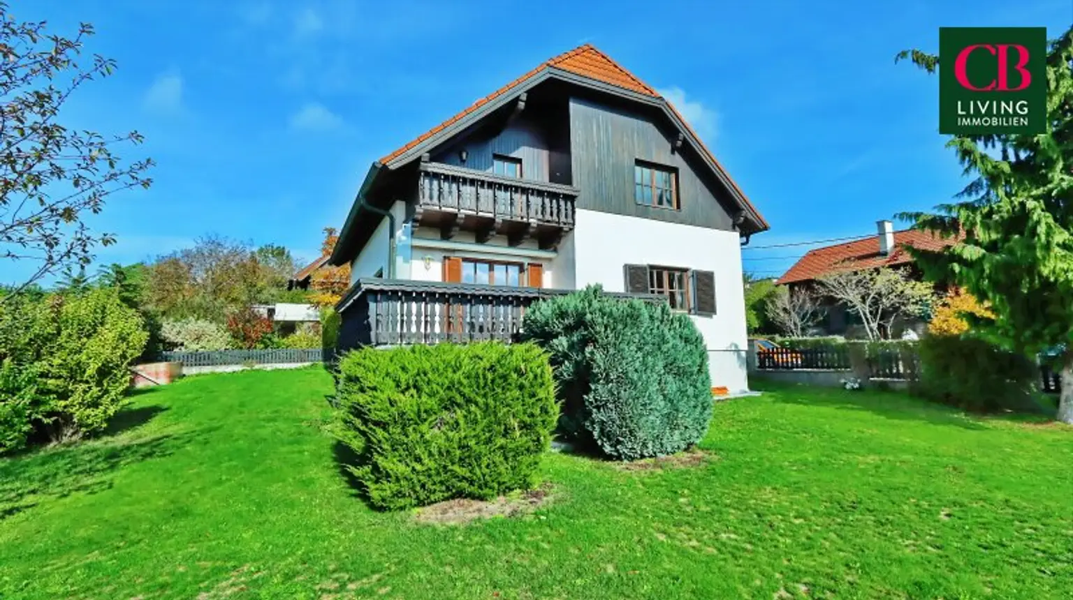 Großzügiges Einfamilienhaus in herrlicher Grünruhelage mit Fernblick