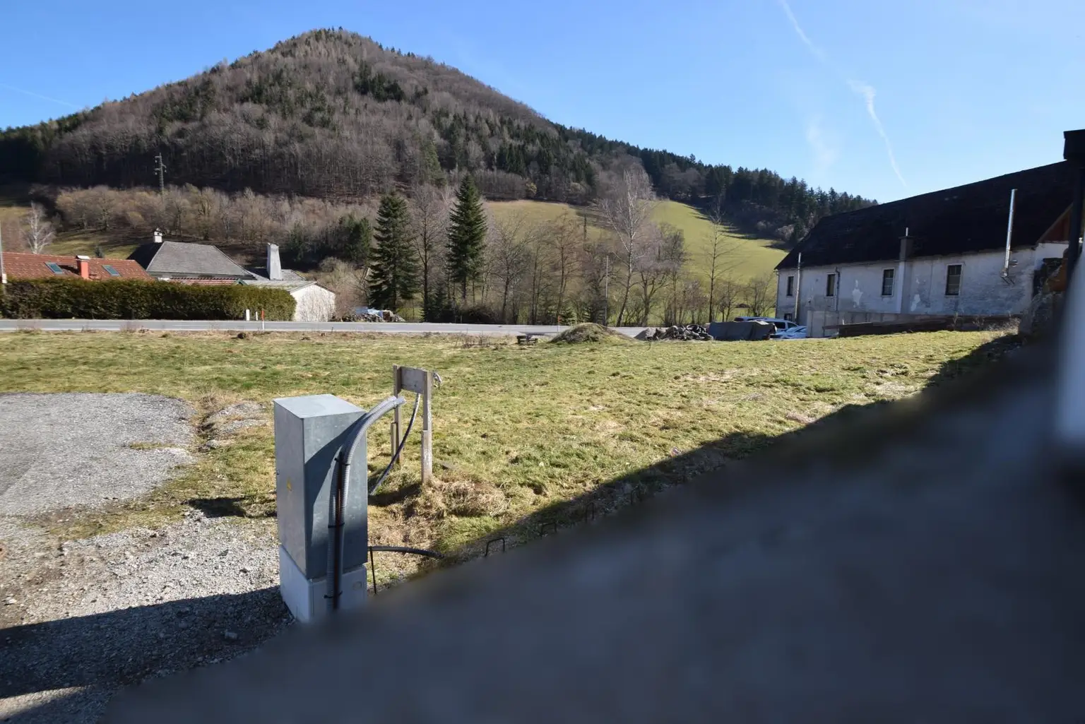 öffentliche Anschlüsse an der Grundgrenze