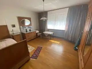 Zimmer 1 EG