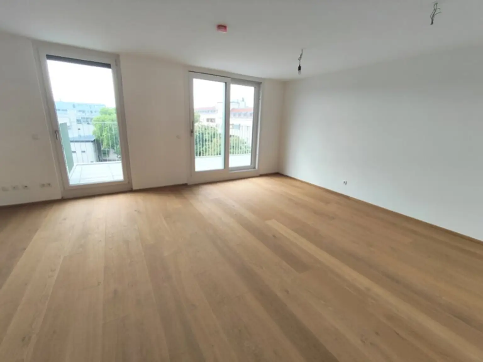 Modern wohnen in Meidling! DG-4-Zimmer-Erstbezug mit Terrasse - Top77