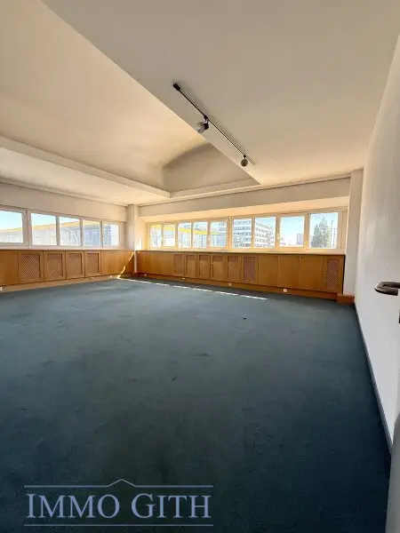 950 m² Lager + 355 m² Büro in 1230 Wien (Talpagasse) zu mieten! – Top-Anbindung, videoüberwacht, flexibel nutzbar