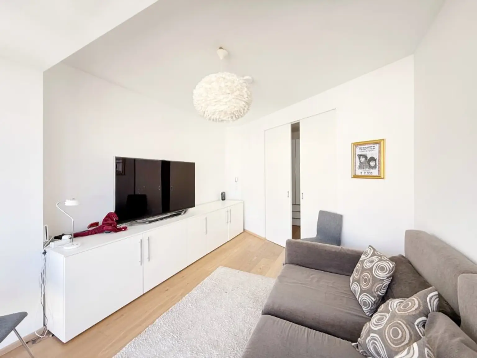 Helle 4-Zimmer-Wohnung, Balkon, 2,75 m Deckenhöhe, Stellplatz optional