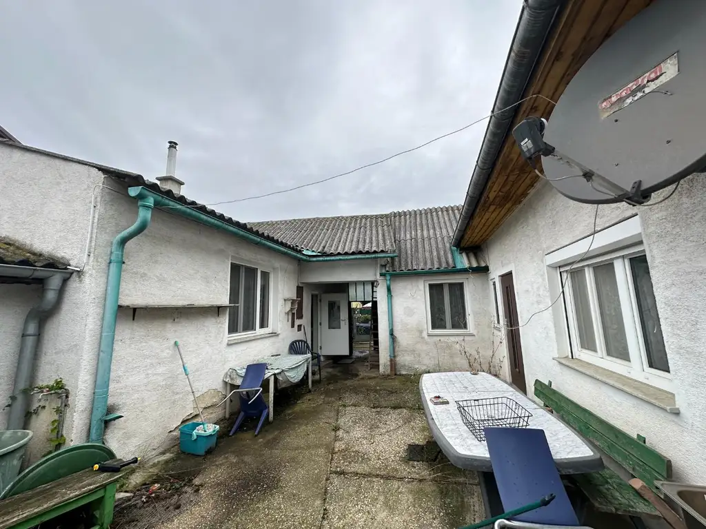 1.354m² oder 2x 677m² Baugrundstück