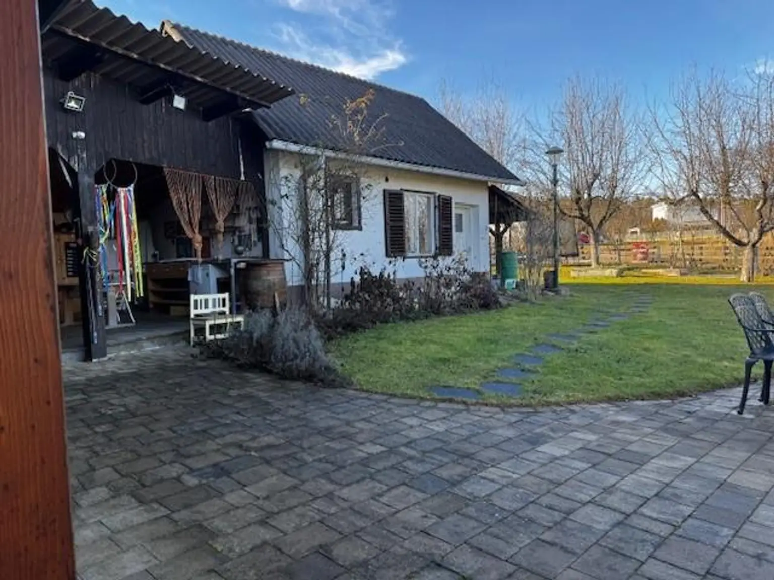 Sommerküche und Nebengebäude