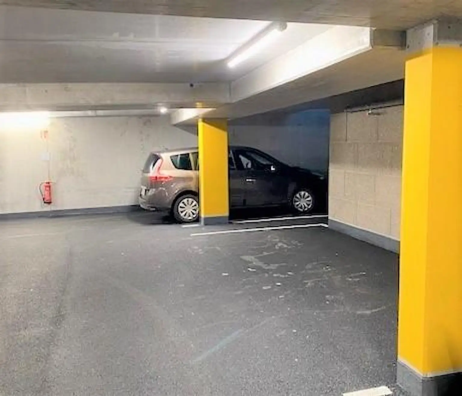 TRAUMHAFT WOHNEN AM SEE - TOP AUSGESTATTET - MODERN - ZWEI TIEFGARAGENPLÄTZE INKLUSIVE