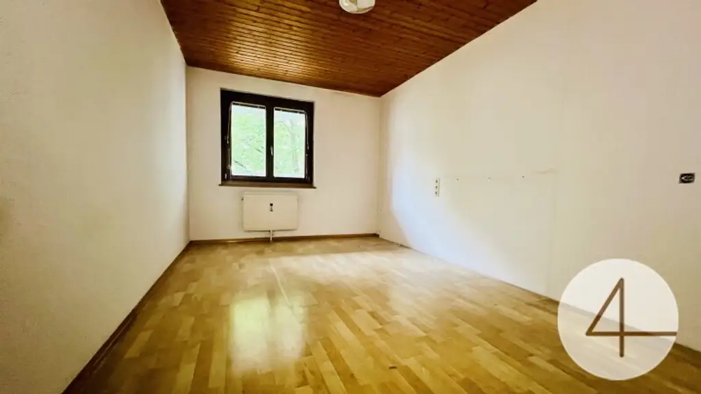 Sanierungsprojekt light - direkt an der U-Bahn - Innenhof Ruhelage - sonnige Loggia - Millennium City u. technische Fachhochschule ums Eck - Donauinsel
