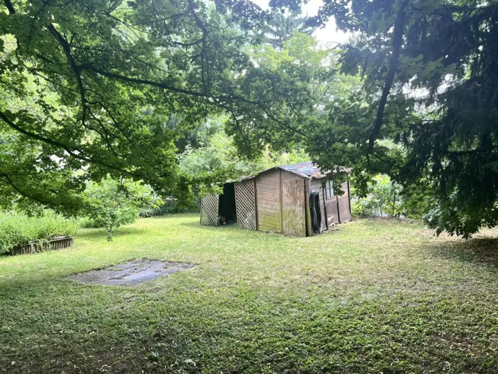 Rarität (!) Großzügige Villa in Badener Bestlage am Mitterberg mit prächtigem Garten - zentrumsnahe (!)