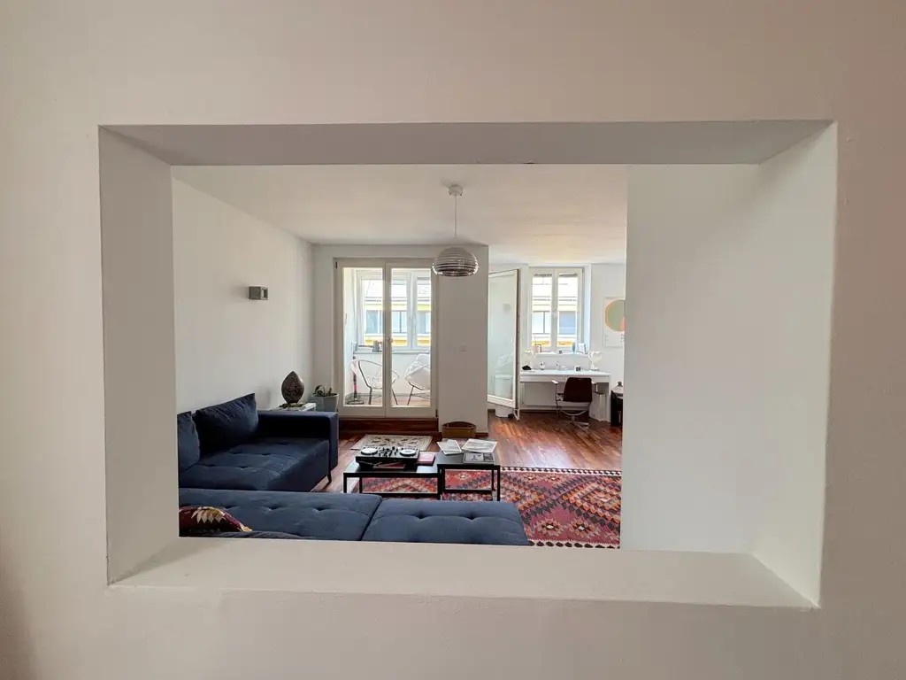 charmante 2-Zimmer-Wohnung mit Loggia im Dachgeschoss