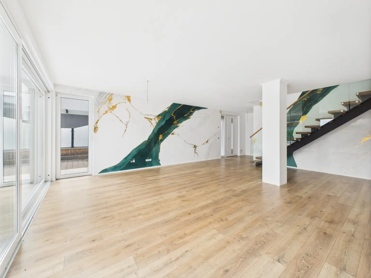 Modernes Wohnen auf höchstem Niveau: Erstbezug mit Smart Home, Salzwasserpool & 149 m² Wohnfläche in Wels-West