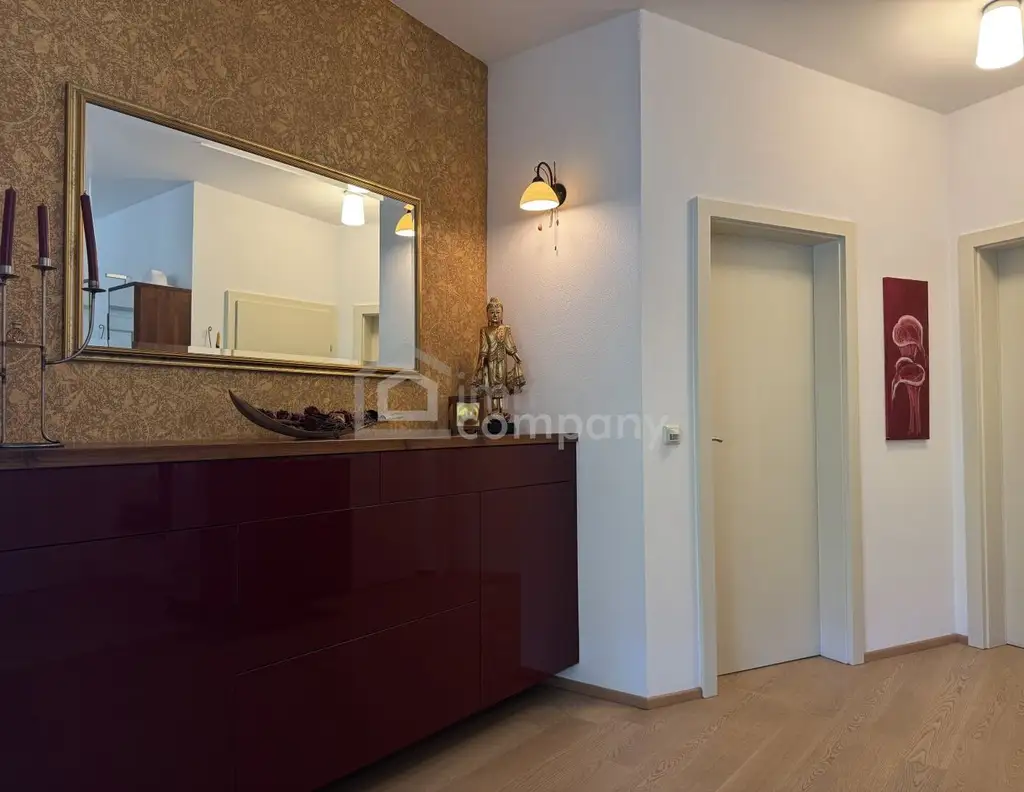 Bungalow in einmaliger Lage in Attersee Ort. 155m² Luxus mit kleinem Garten und großer Terrasse!