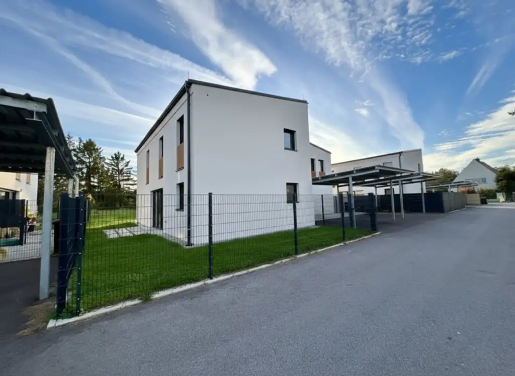 Weihnachten im neuen Eigenheim: Idyllische Doppelhaushälfte in absoluter Ruhelage! Mietkauf auch möglich!