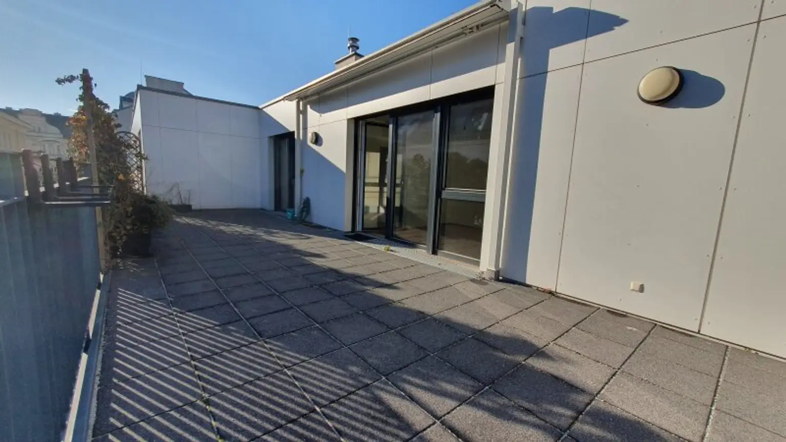 Beeindruckende Neubau Dachterrassenwohnung in Toplage mit Garage!