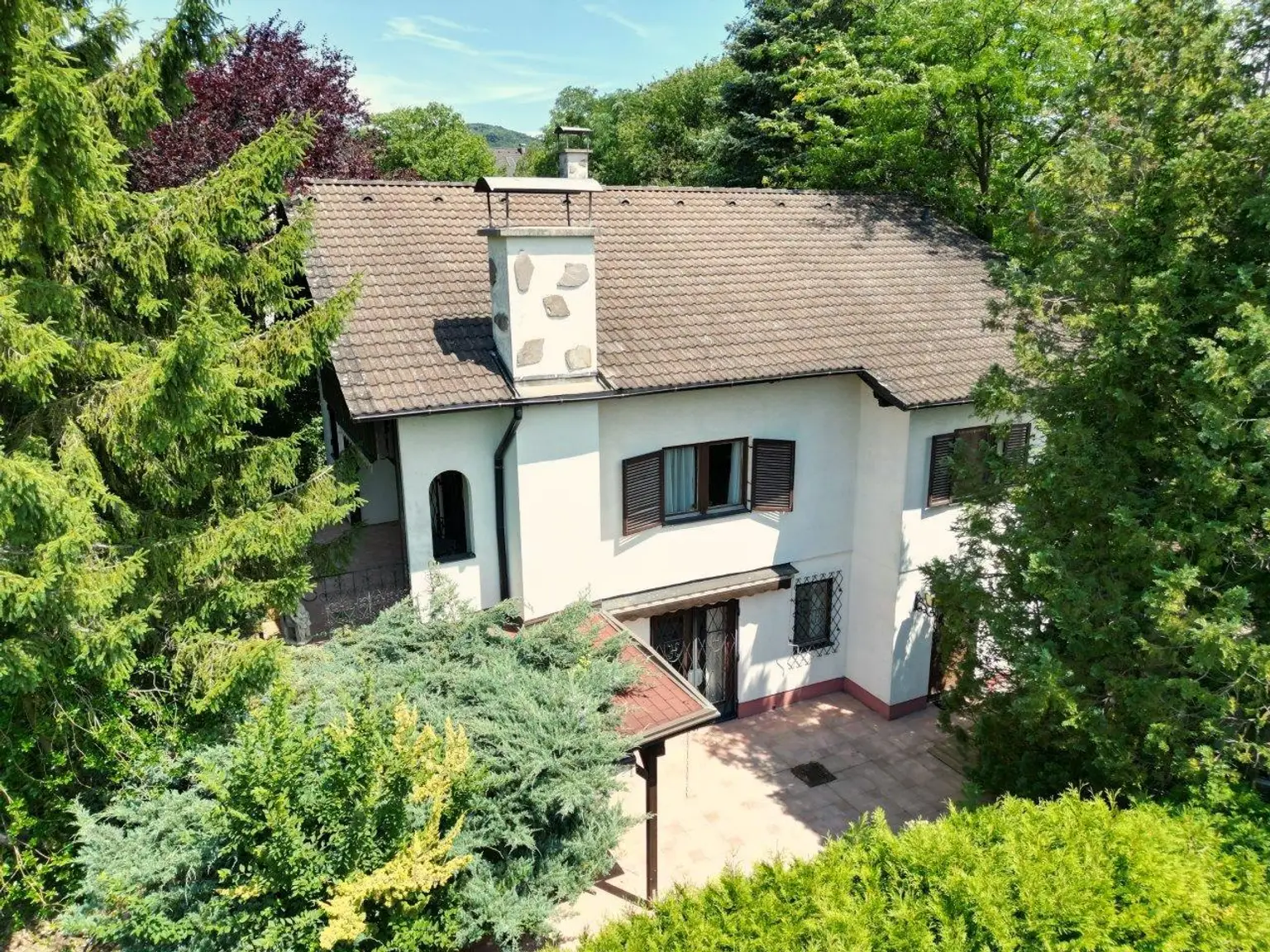 ROMANTISCHES EINFAMILIENHAUS IN BESTER LAGE