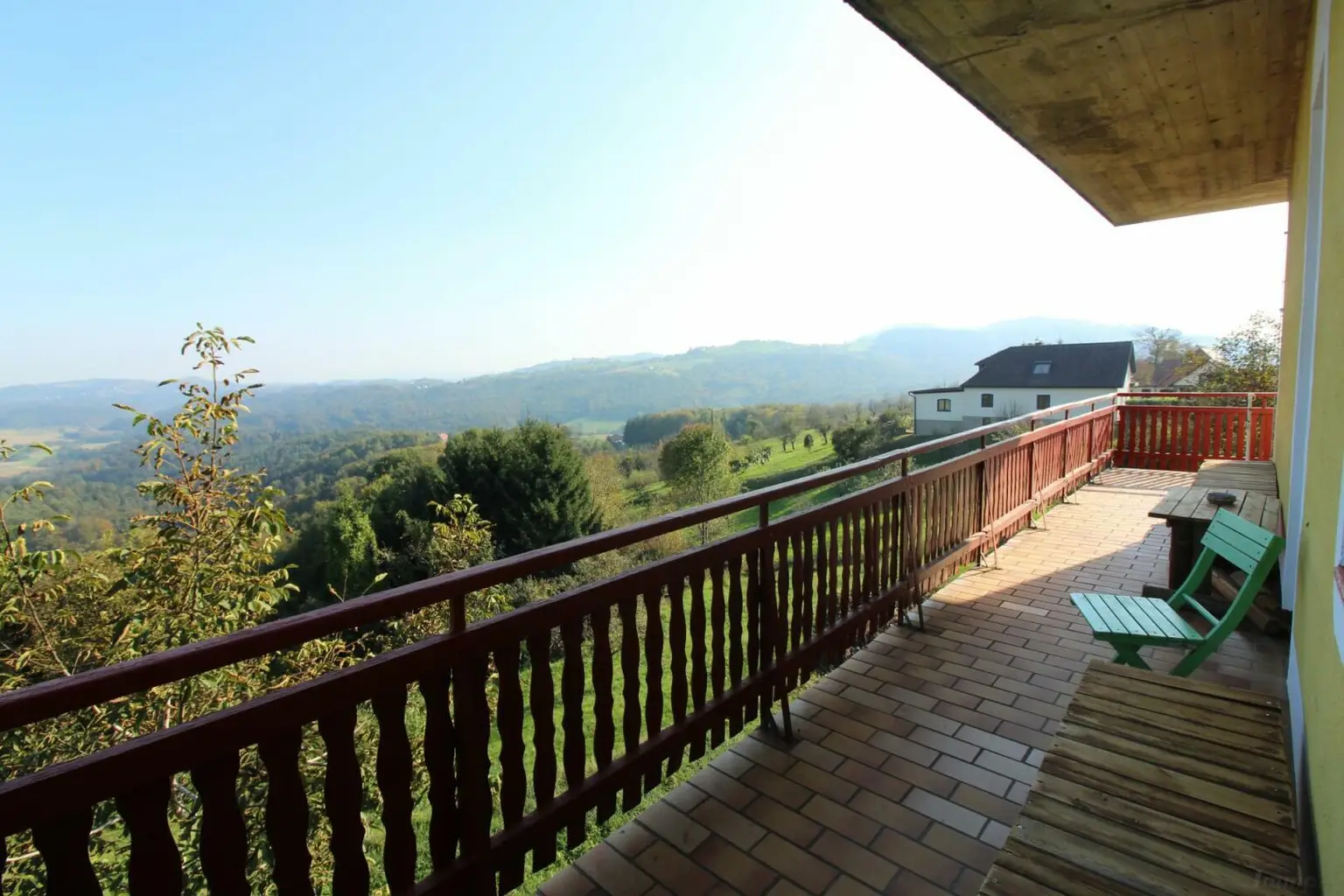 8505 Sankt Nikolai im Sausal in die Südsteiermark: Traumlage für Tourismus, Zinshaus oder Wohnhaus