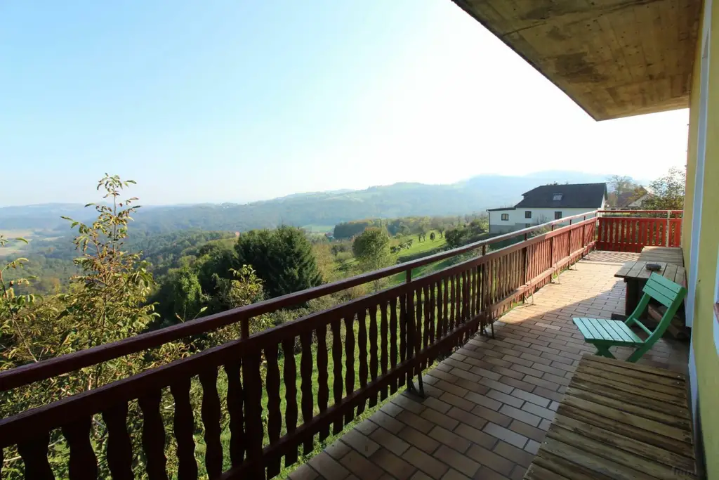 8505 Sankt Nikolai im Sausal in die Südsteiermark: Traumlage für Tourismus, Zinshaus oder Wohnhaus