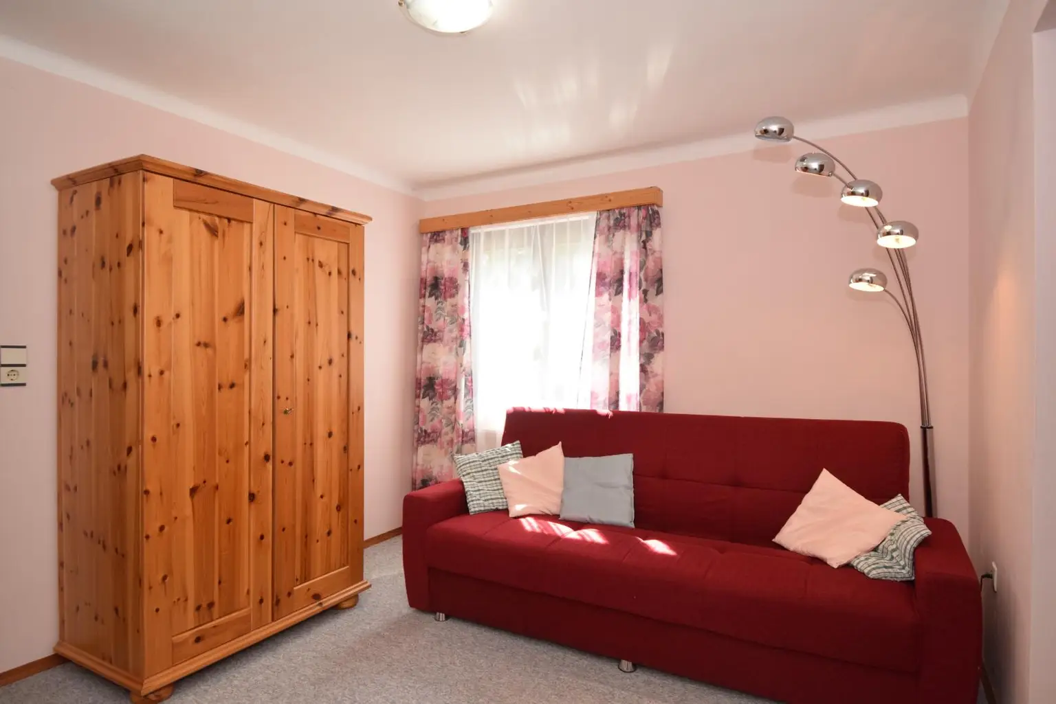 Wohnzimmer im Erdgeschoß