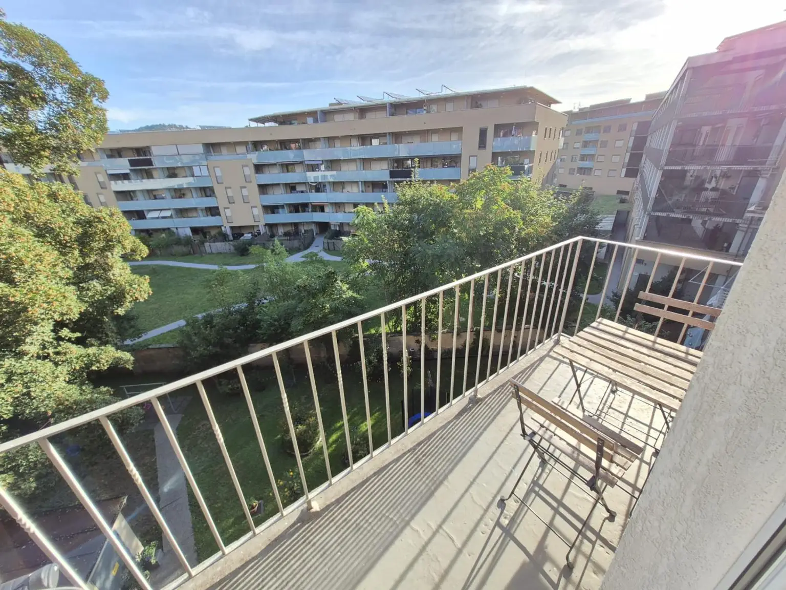 Balkon in den Innenhof