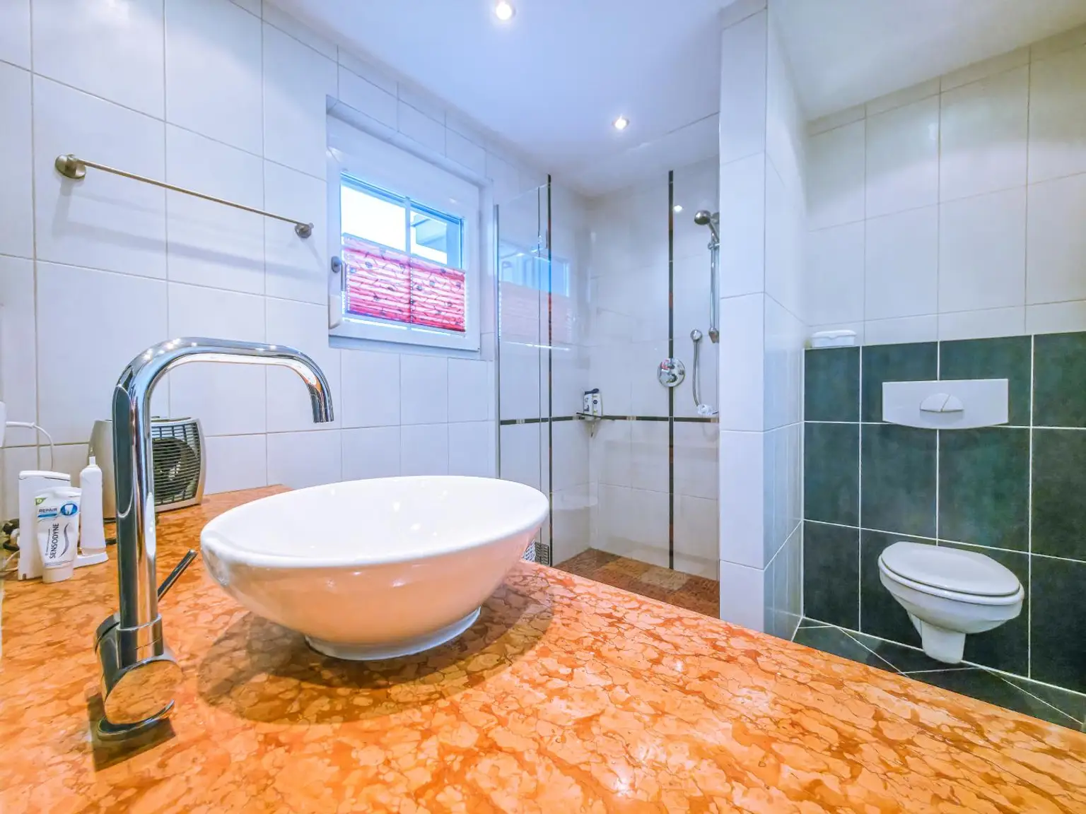 Sonnenplateau – 3-Zimmer-Terrassenwohnung mit Garten in traumhafter Ruhelage!