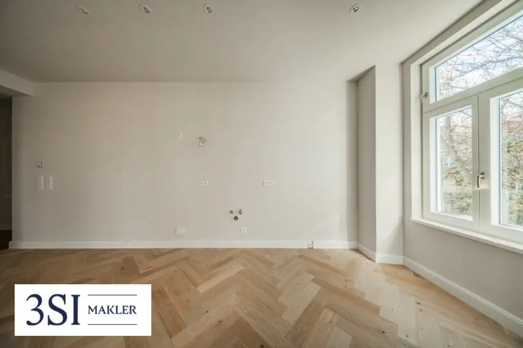 Wohnen beim Schloss Belvedere: Klimatisierter Erstbezug im Stilaltbau mit 2 Balkonen!