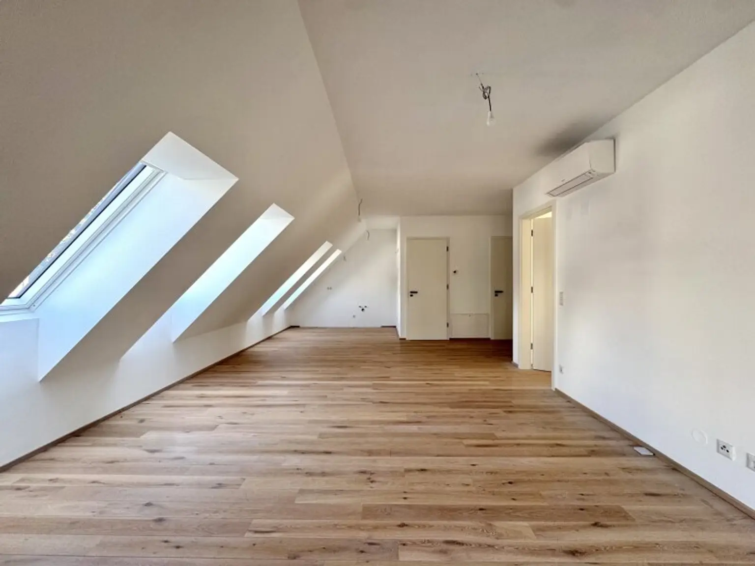 Heller Wohntraum an der Alten Donau - Großzügige Terrasse - Ruhelage in einer Sackgasse