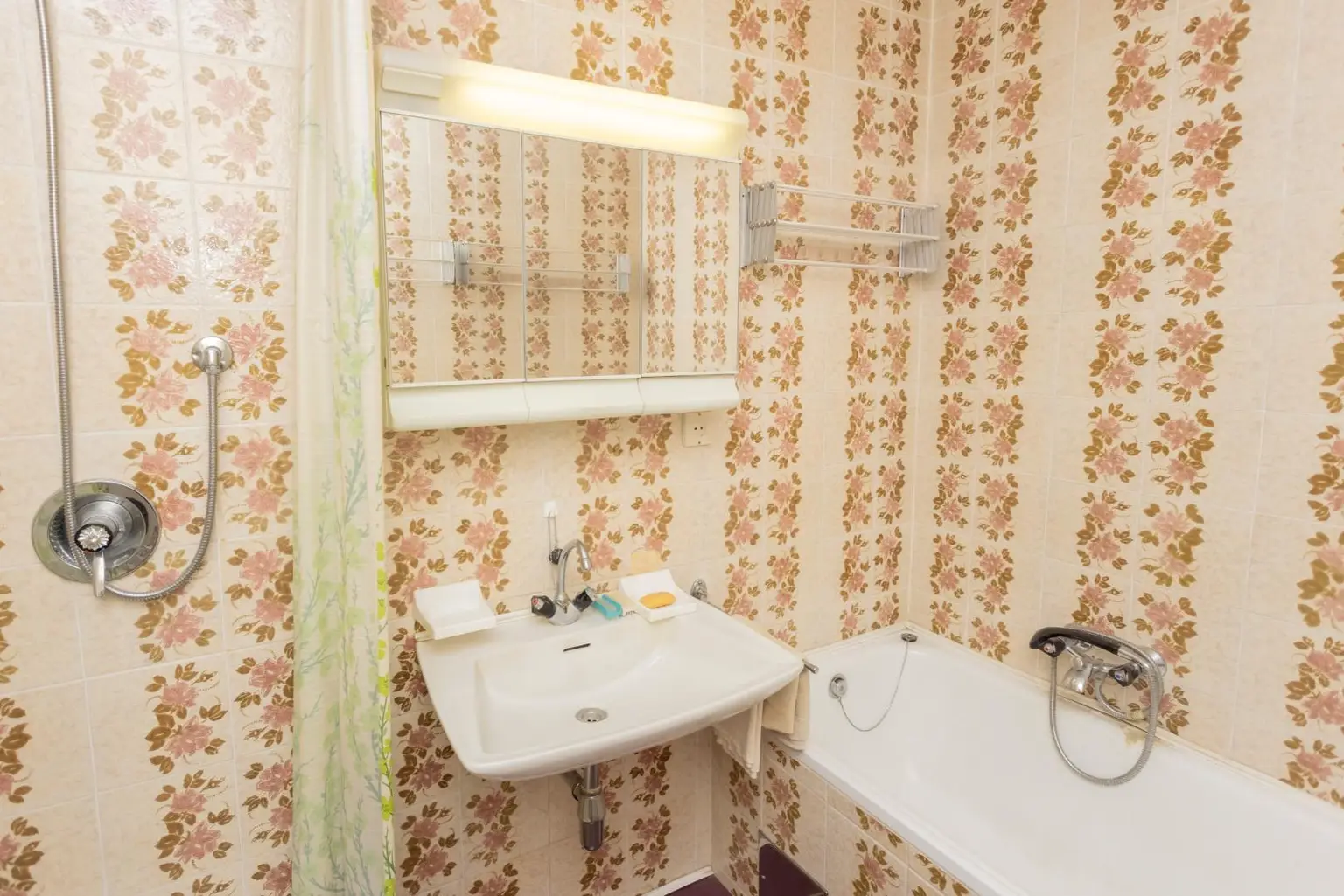 3‑Zimmer‑Wohnung  nahe U‑Bahn in Wien 1110 - 80m² (inkl. Loggia)
