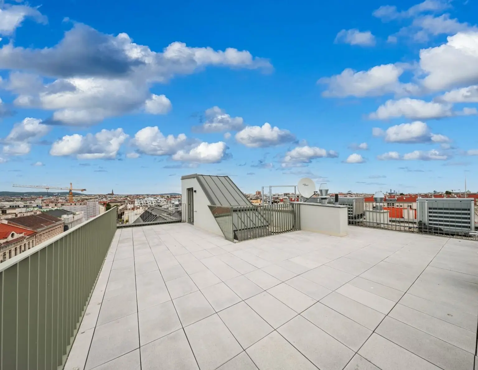 Urbanes Wohnen über den Dächern der Stadt