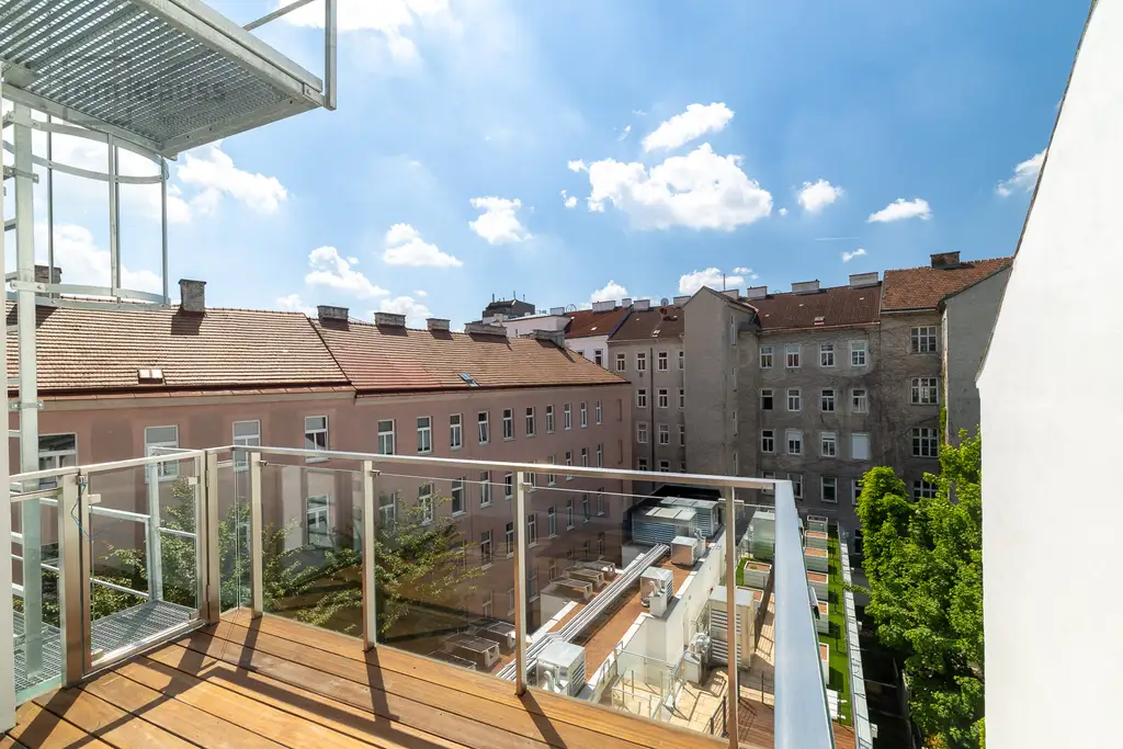 VERLIEBEN SIE SICH IN IHR NEUES ZUHAUSE