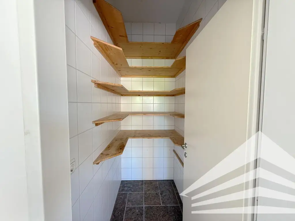 168 m² Penthouse in bester Innenstadtlage! Feine Ausstattung + PP inkl.!