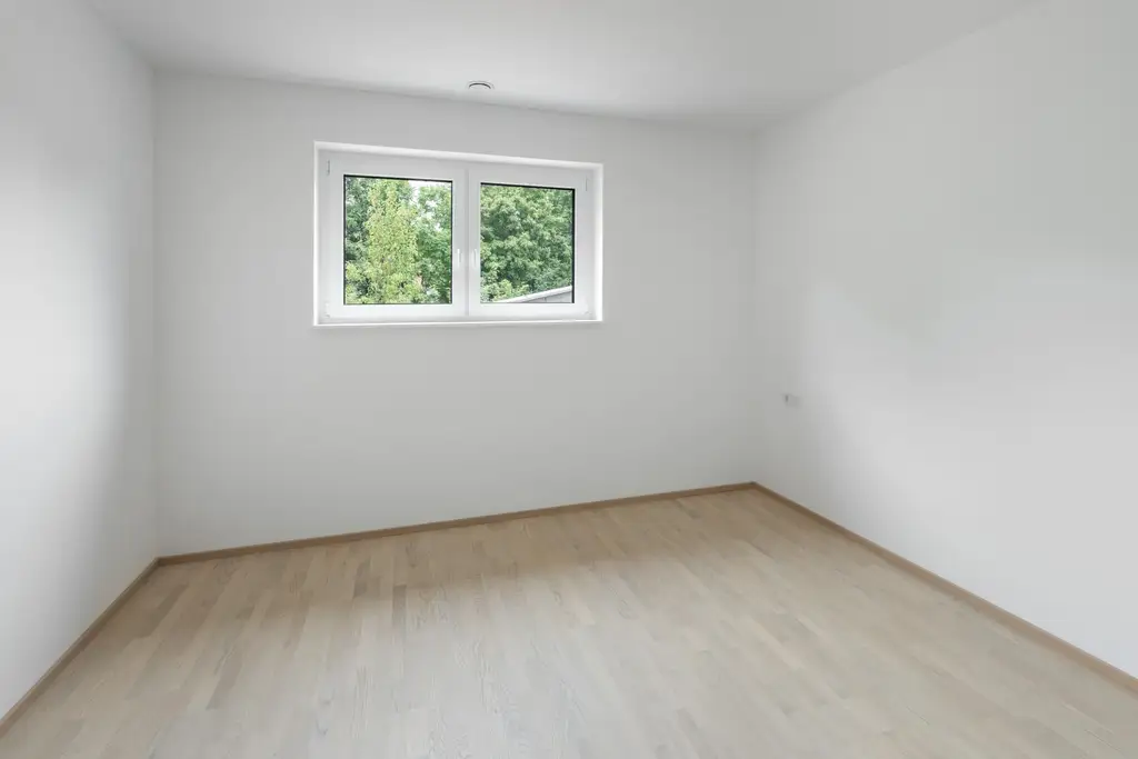 Attraktive 3-Zimmer-Wohnung mit Traumgarten