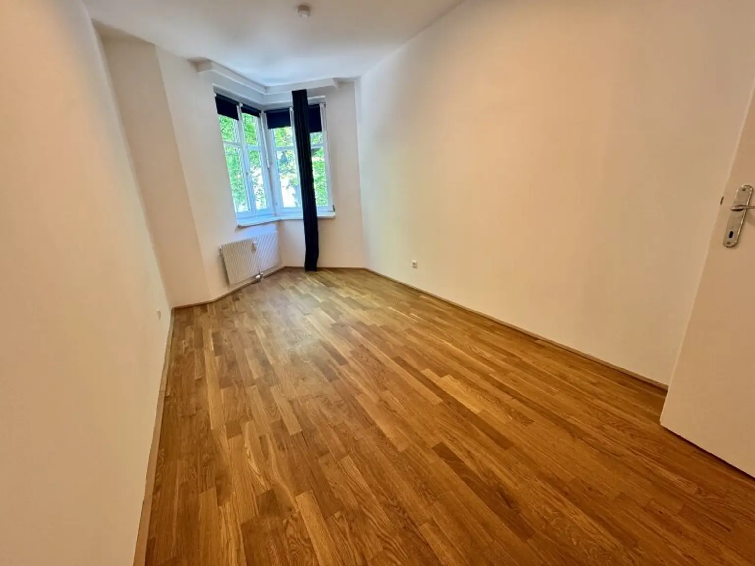 Schlafzimmer 4