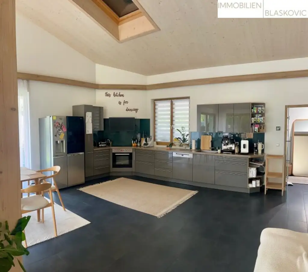 Neuwertiger Bungalow am Klopeiner See