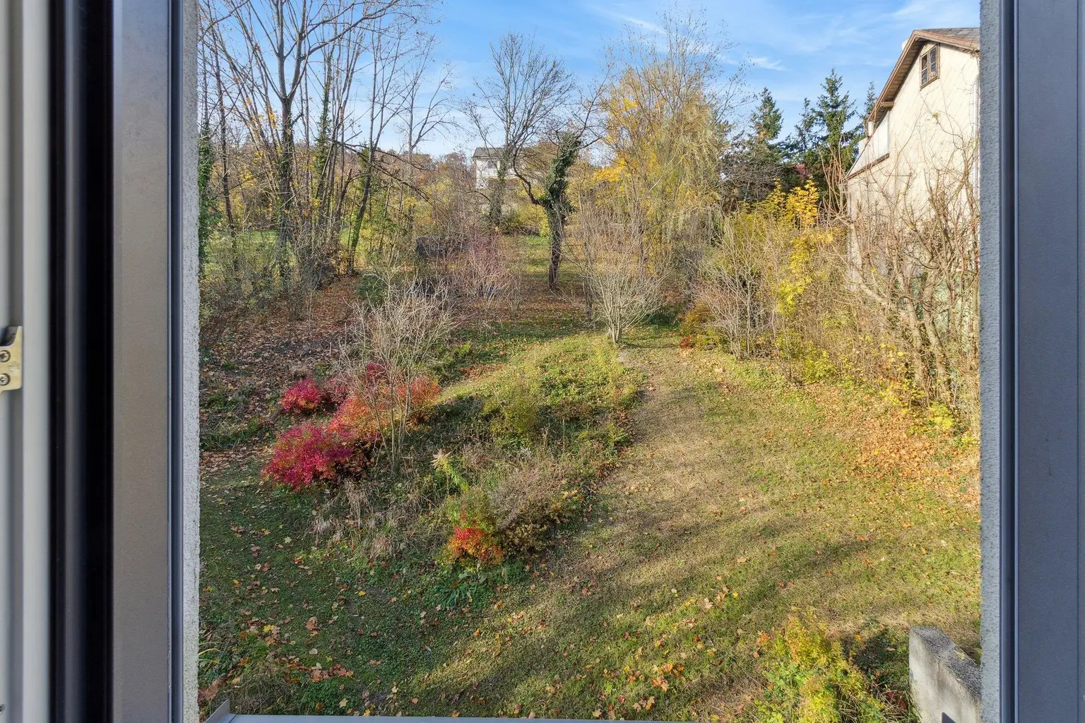 Exklusive Luxusvilla in absoluter Ruhelage mit Pool!