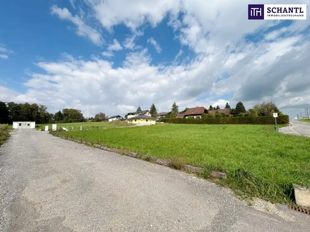 FABELHAFTES Grundstück! VOLLERSCHLOSSENES und FLACHES BAUGRUNDSTÜCK! TOP Anbindung! IDYLLISCHE Umgebung!