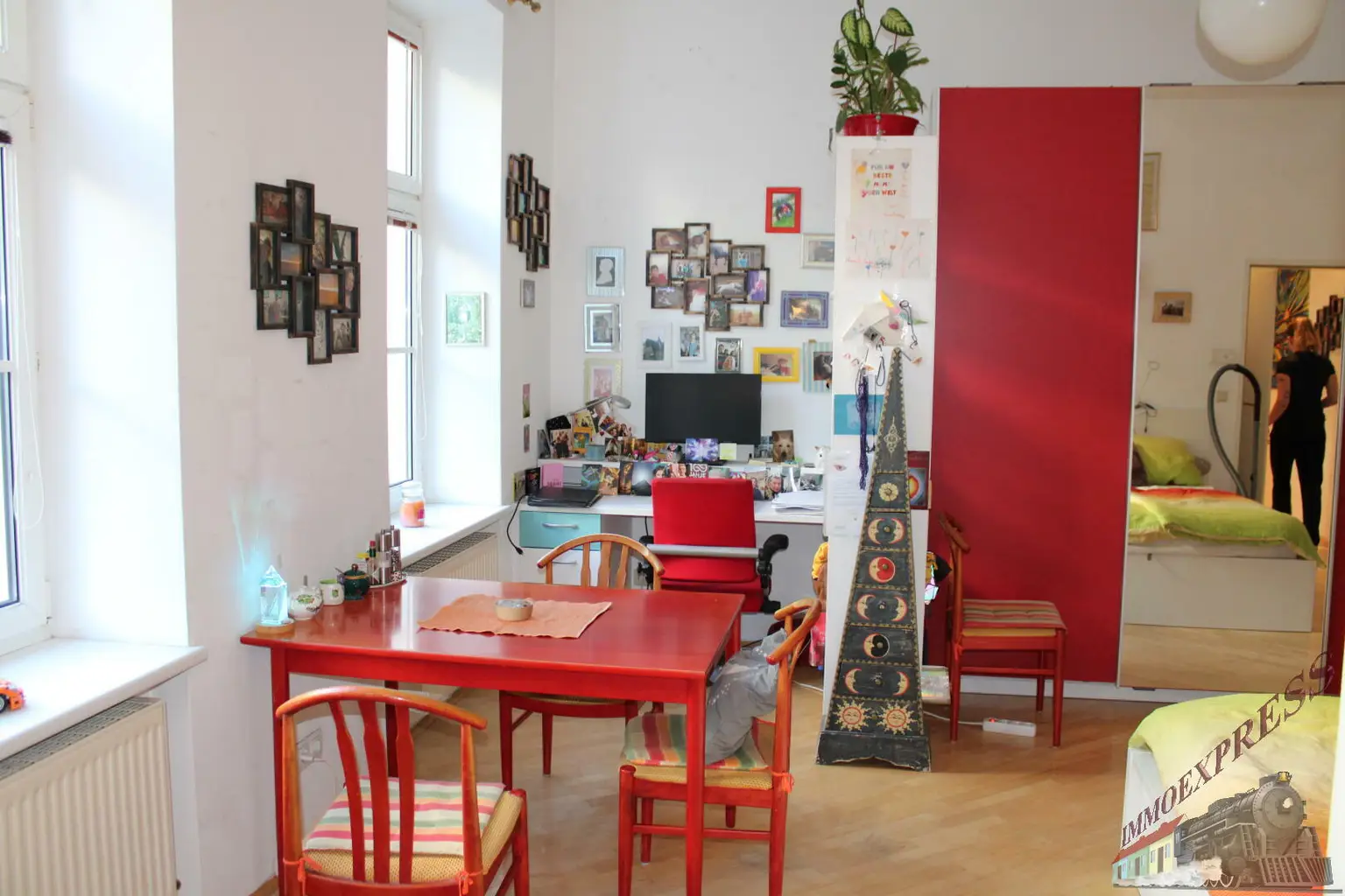 Zentrale 2-Zimmer-Eigentumswohnung mit Lift nahe U3 Kardinal-Nagl-Platz – ideale Stadtlage mit perfekter Anbindung