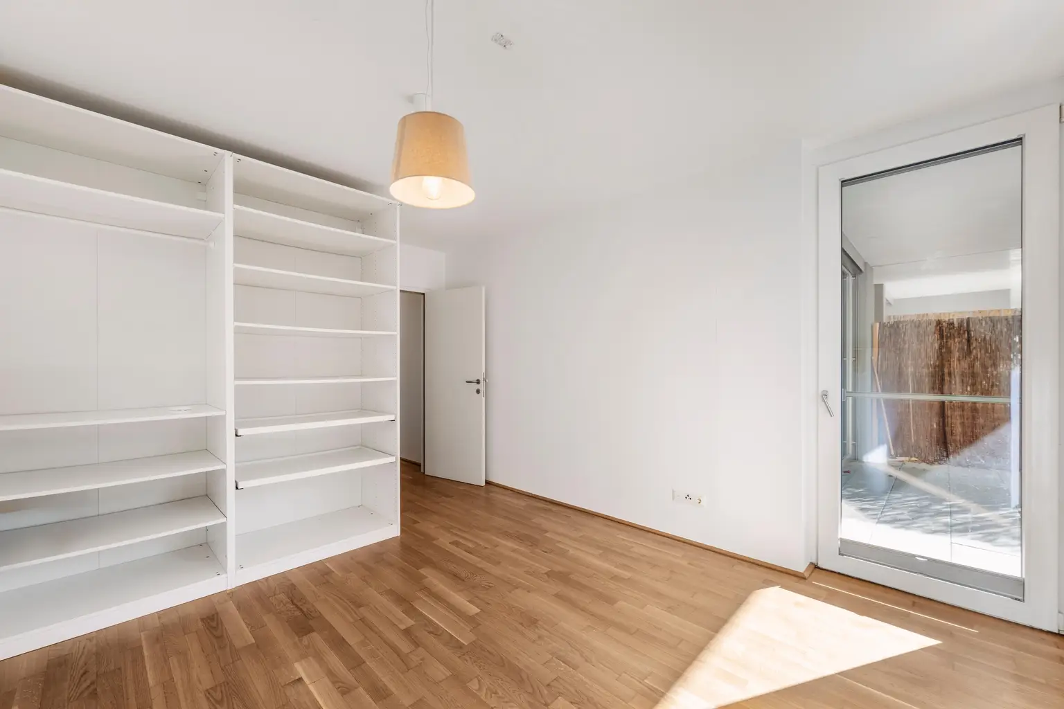 Schlafzimmer Bild 3.jpg