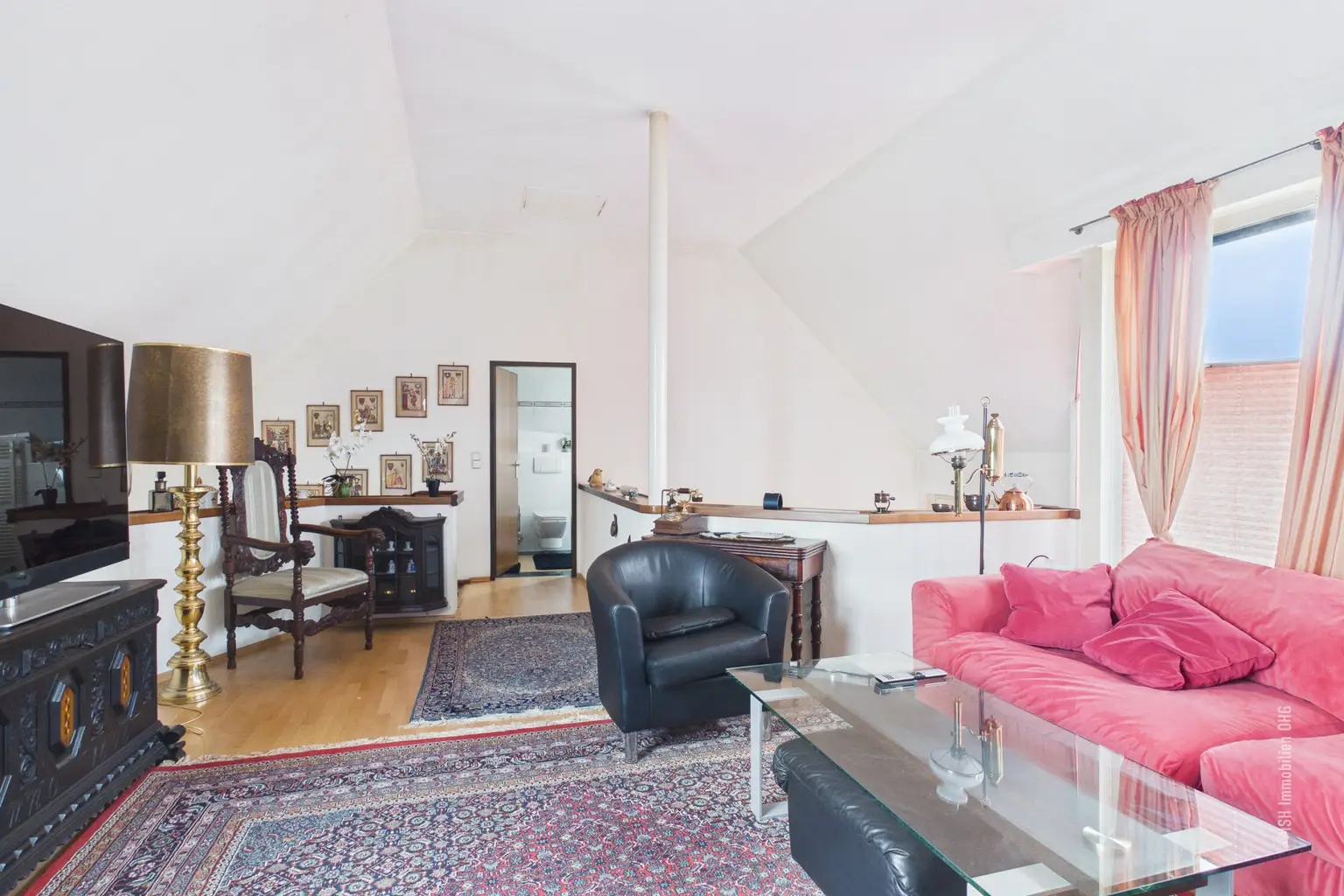 Wohnzimmer DG