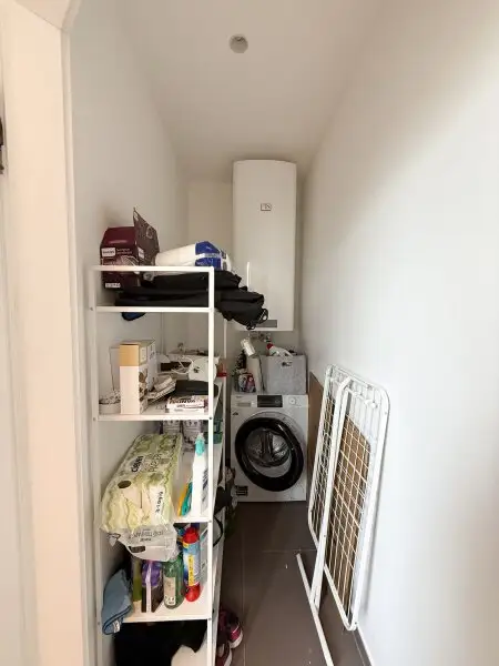 TOP MODERNE 2-Zimmer DG-Wohnung in bester City Lage zu vermieten!