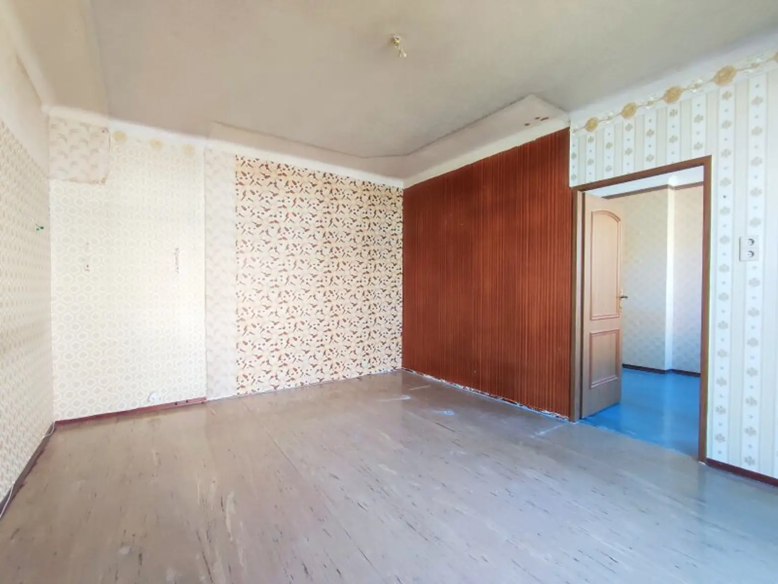 RAUMWUNDER - 3 Zimmer plus 35m² Dachterrasse