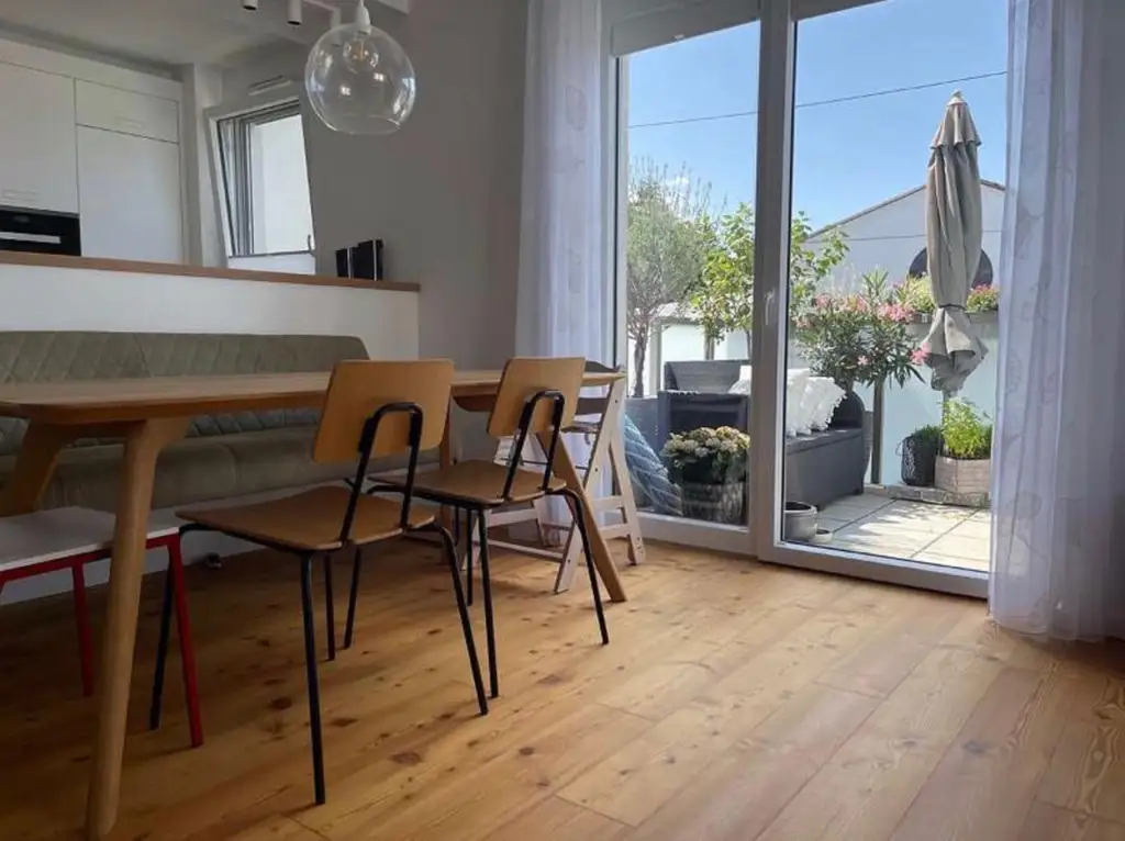 Helle 4-Zimmer-Wohnung mit Balkon und Garagenplatz