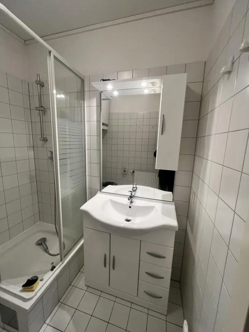 A5A132F1-C953-4355-B490-97B5EBDE6313