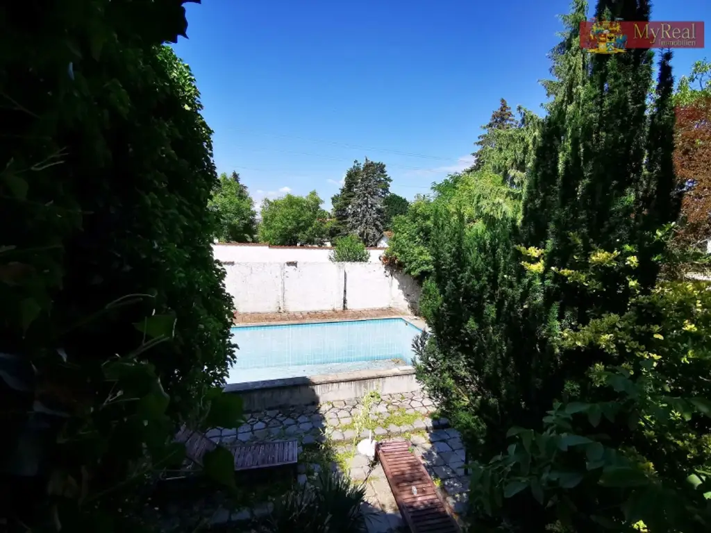 Ruheoase mit Pool  in Ruhelage