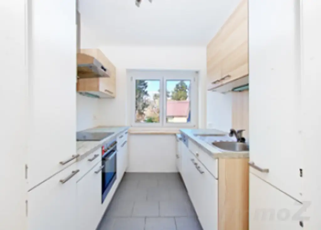 Vielseitiges Ein- oder Zweifamilienhaus mit großzügiger Dachterrasse in beliebter Lage