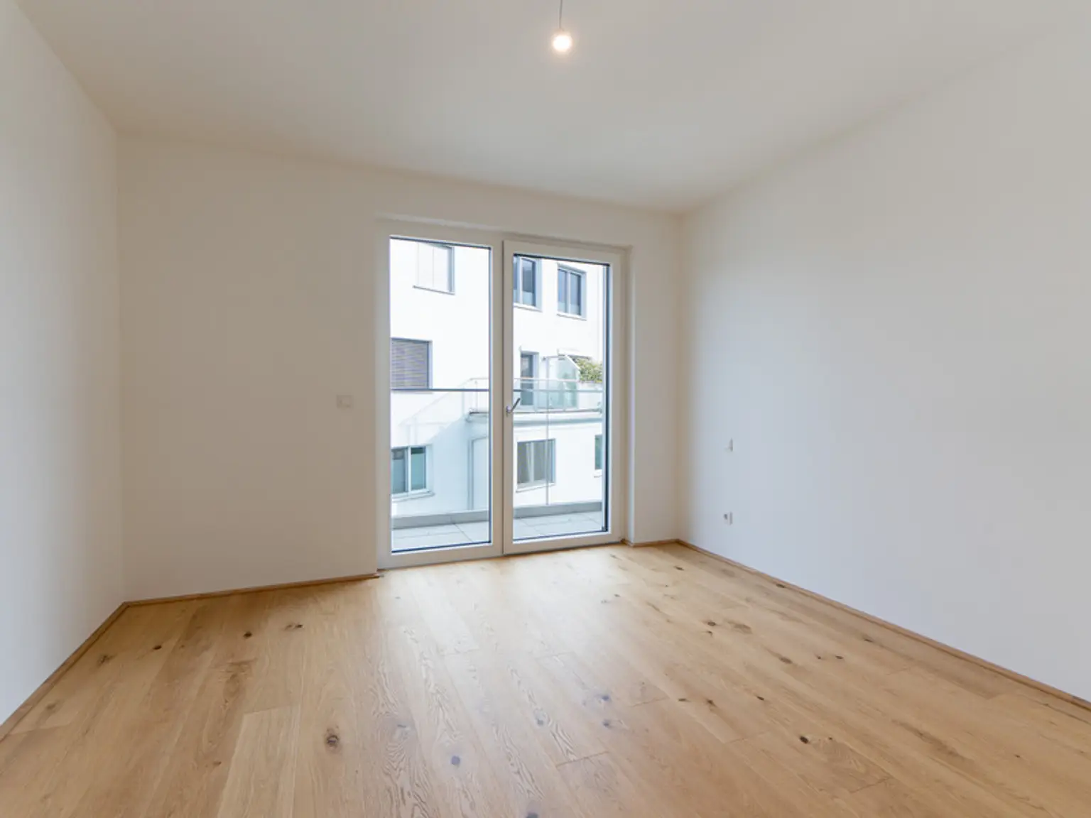 Exklusive 2-Zimmer Wohnung mit Me(hr)blick. Top Lage an der oberen Alten Donau
