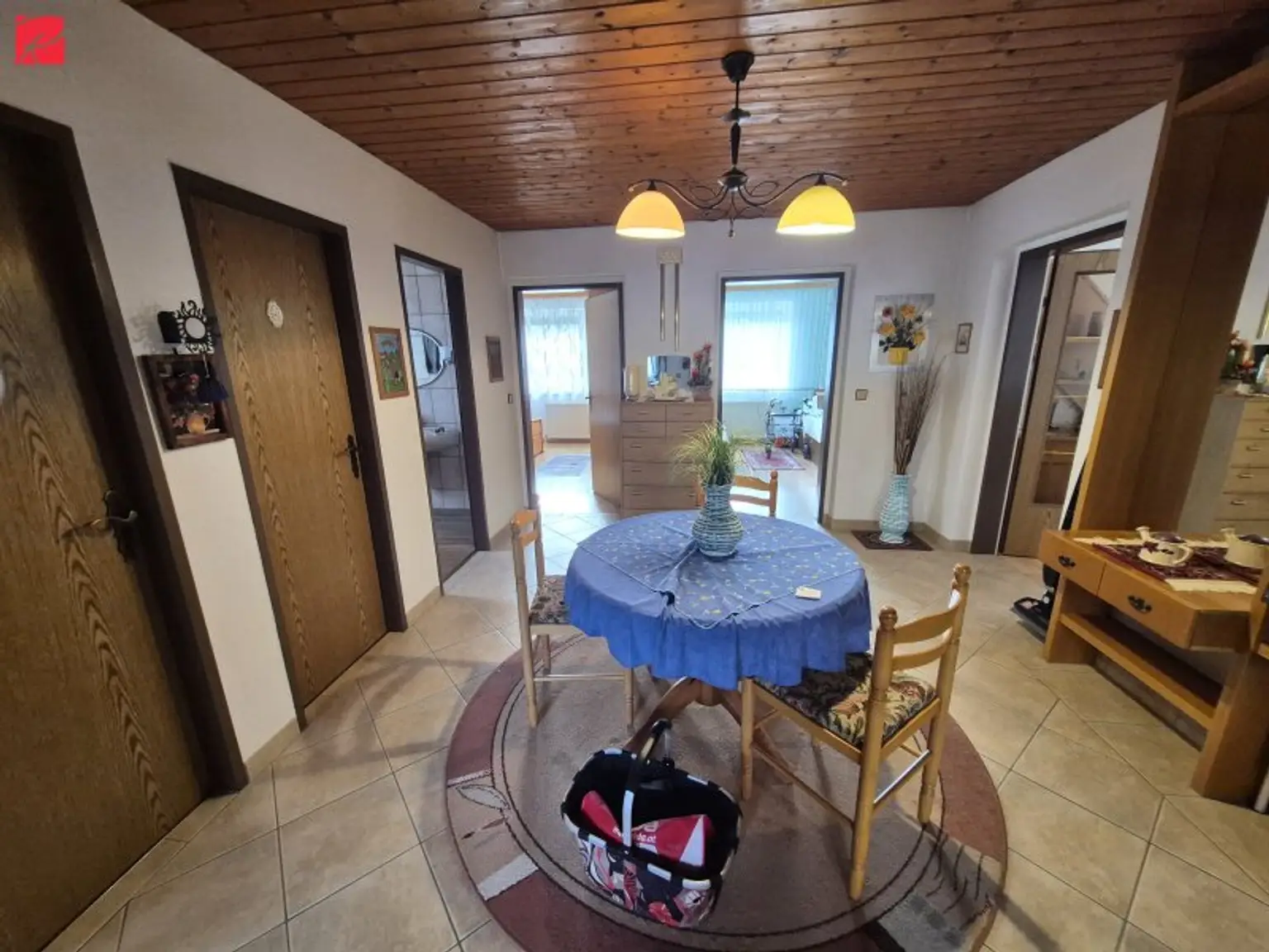 Noch vor Weihnachten im neuen Zuhause? Gepflegtes Haus sucht Besitzer!