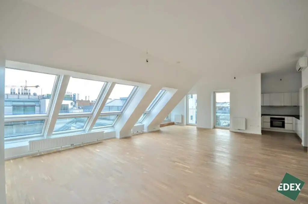 Klimatisierte 4-Zimmer-Wohnung mit Terrasse nahe der Wiener Innenstadt (optional mit PKW-Stellplatz)