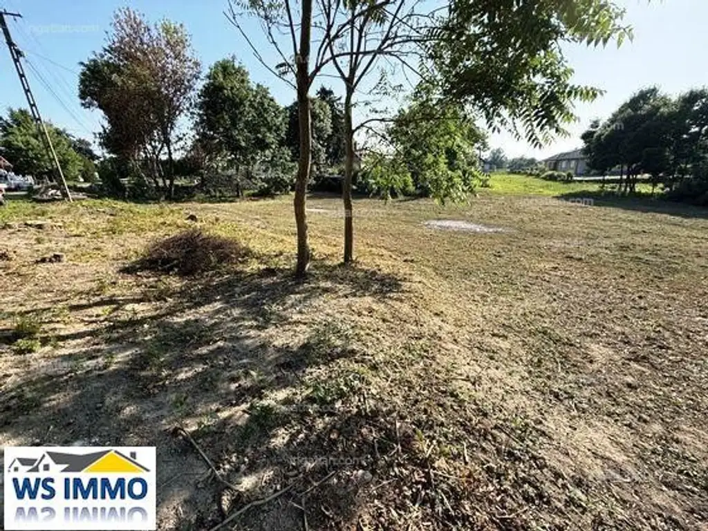 4.365 m² großes Baugrundstück gut aufgeschlossen! evtl.Teilbar