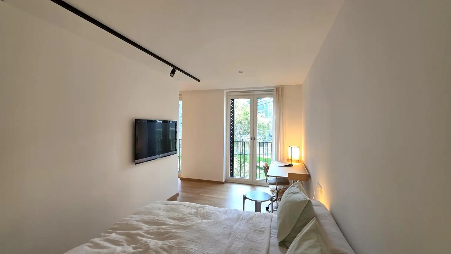 17.OG!!! 3-Zimmer + MEGA Terrasse bei der UNO-City!! ERSTBEZUG  DC-FLATS!!