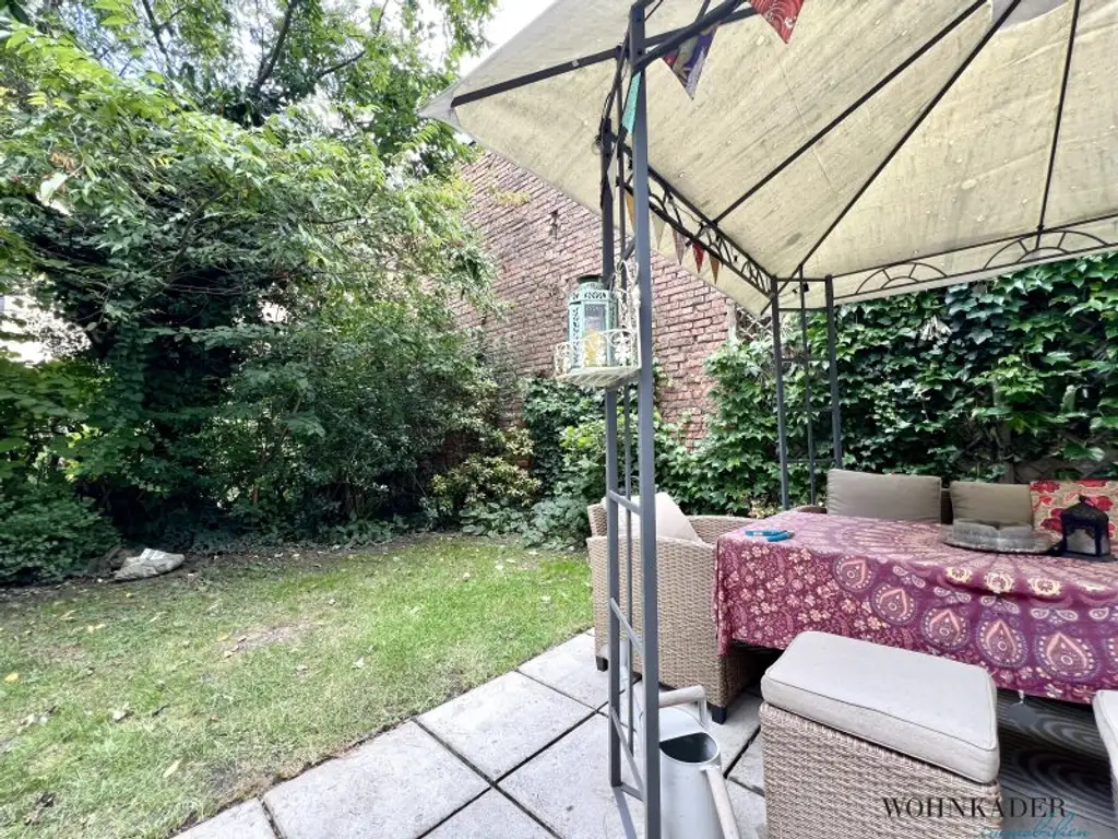Großzügige 2-Zimmer-Gartenwohnung – ein Ruhepol mit 80 m² Außenfläche